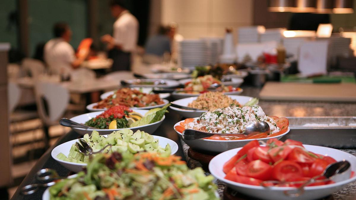 Tips on Plastic Waste Reduction in Hotels